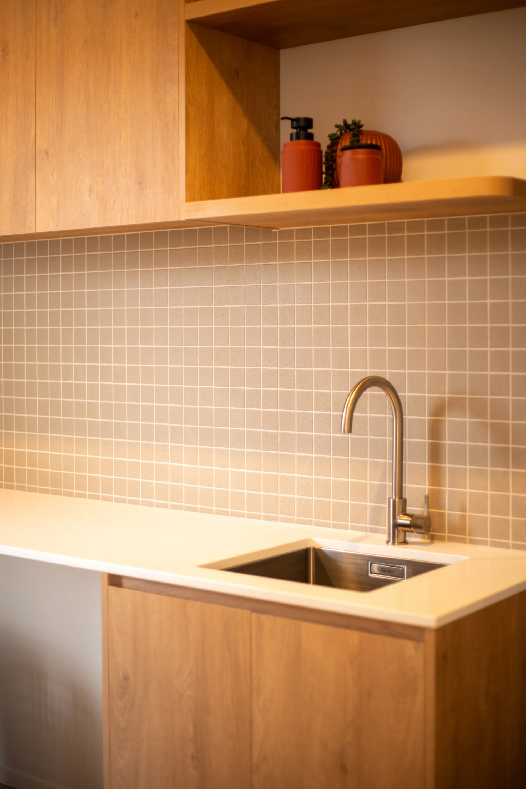 Feature tile at 18 Burkett Street