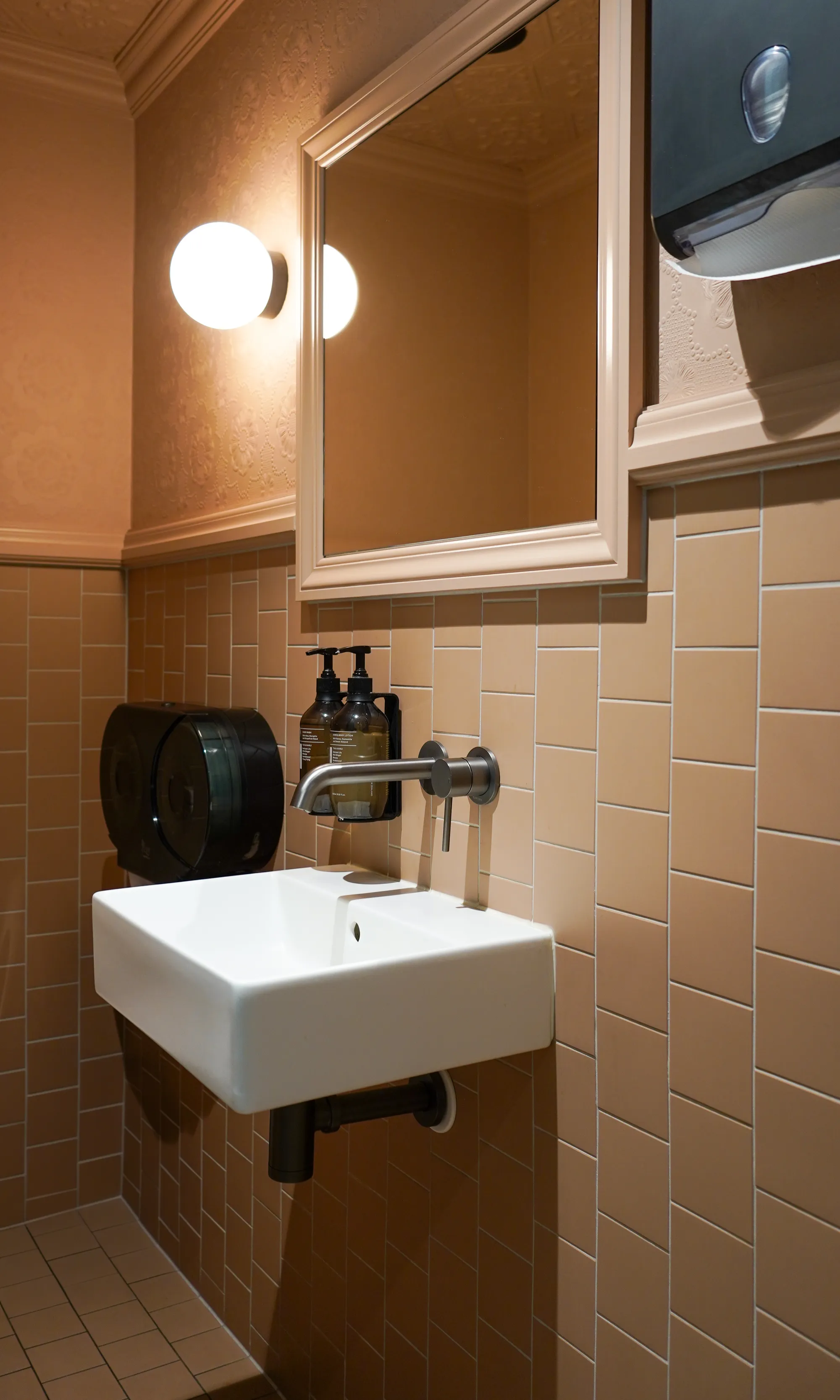 Delilah restaurant back-of-house bathroom tiling